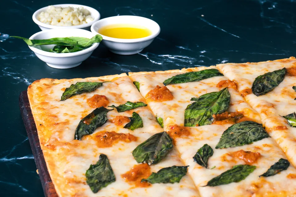 BookNoFees: Fotografie ilustrativă: Pizza