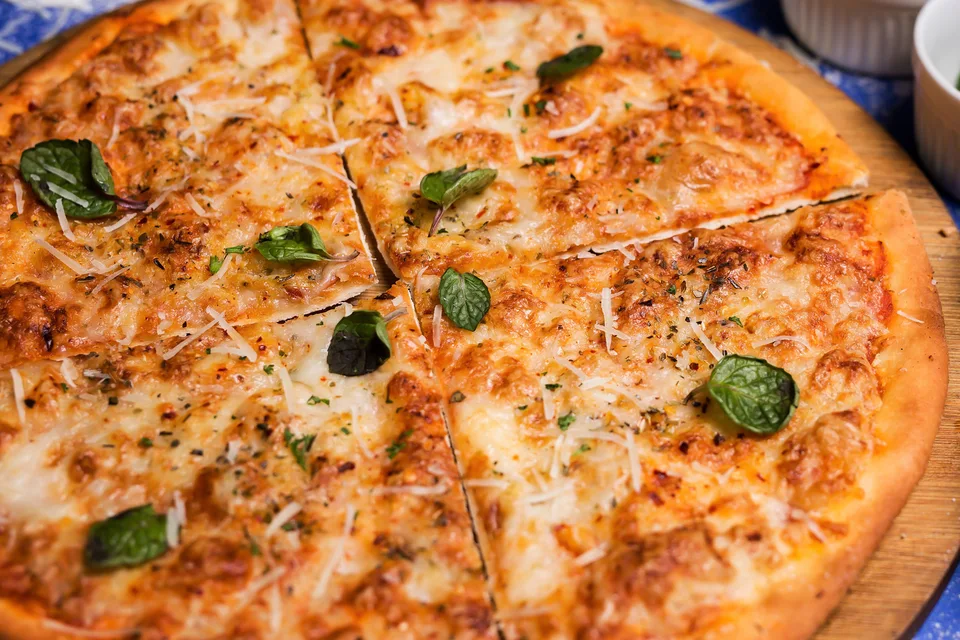 BookNoFees: Fotografie ilustrativă: Pizza