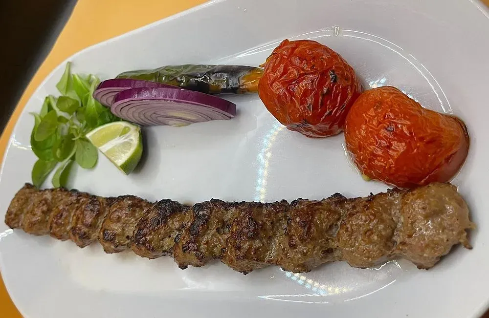 BookNoFees: Restaurant – Aubergine – Prague – Vânătă, fotografie 1