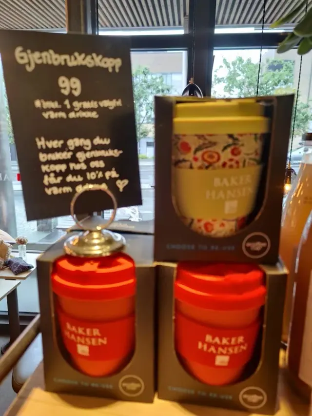 BookNoFees: Cafenea – Baker Hansen – Oslo – Baker Hansen, fotografie 2