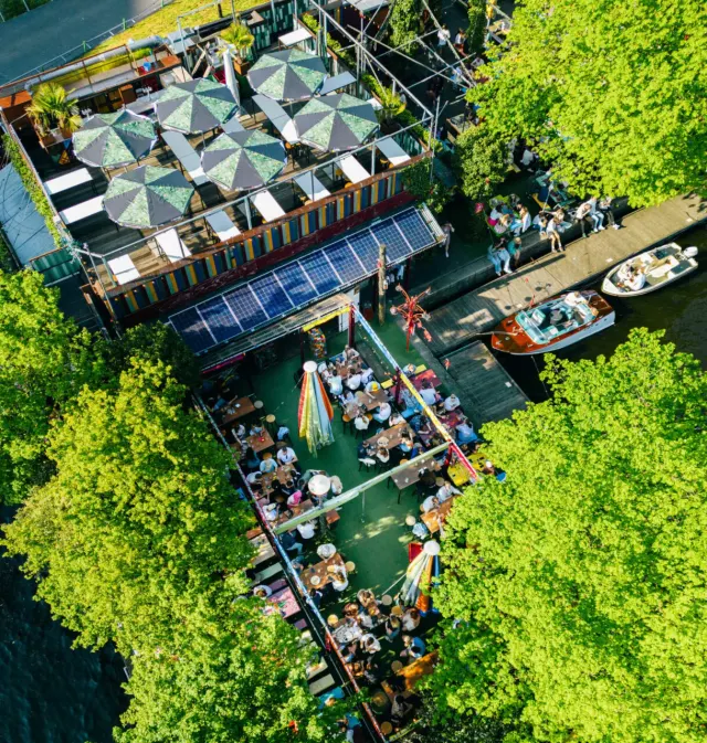 BookNoFees: Restaurant – Hannekes Boom – Amsterdam – Copacul lui Hanneke, fotografie 2