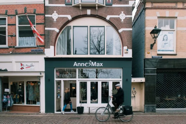 BookNoFees: Cafenea – Anne&Max – Amsterdam – Anne&Max, fotografie 1