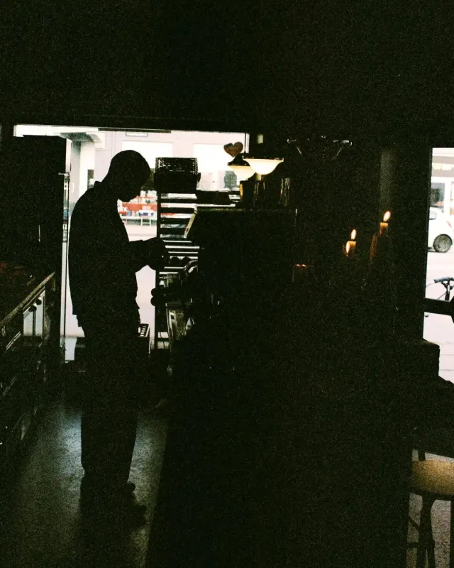 BookNoFees: Cafenea – Fovl – Copenhagen – Fovl, fotografie 2