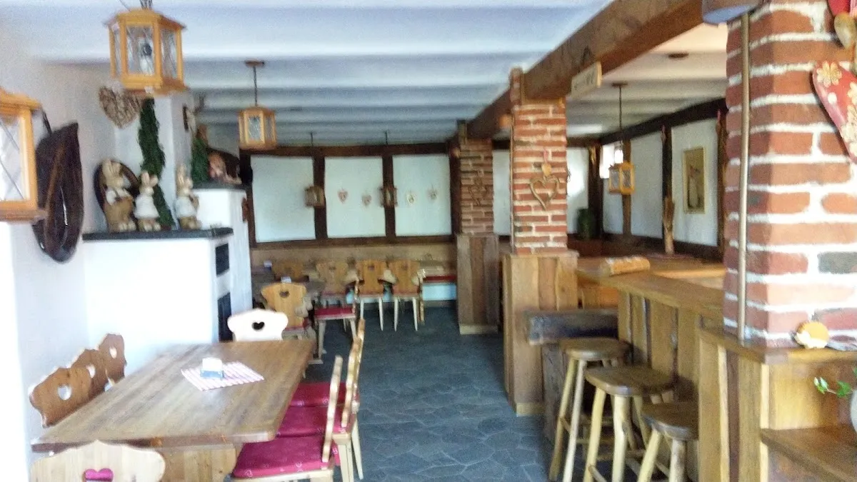 BookNoFees: Cafenea – Zum Stadl Bauerncafe – Olpe – La cafeneaua țărănească „Stadl”, fotografie 1