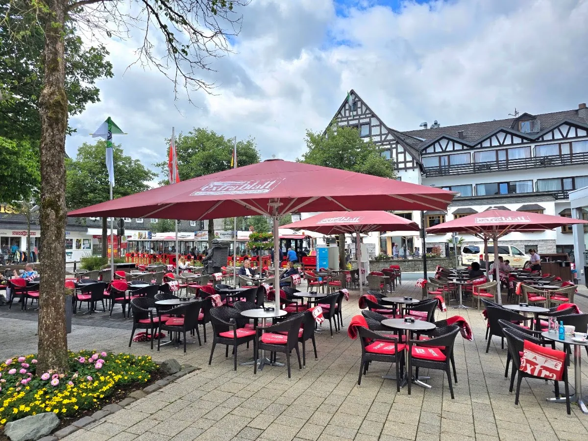 BookNoFees: Restaurant – Cafe Extrablatt Winterberg – Winterberg – Cafe Extrablatt Winterberg, fotografie 1