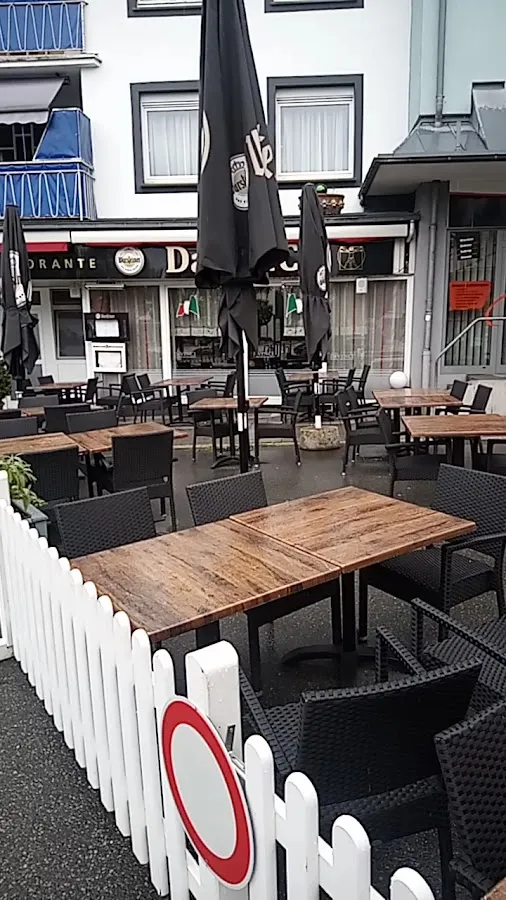 BookNoFees: Restaurant – Eiscafé Cortina – Warstein-Belecke – Cafeneaua Cortina, fotografie 3