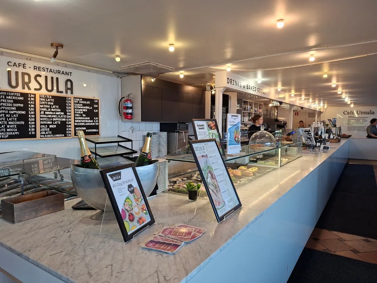 BookNoFees: Cafenea – Cafe Ursula – Helsinki – Cafe Ursula, fotografie 1