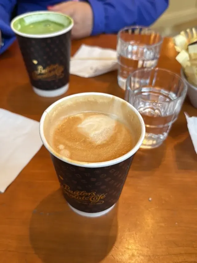BookNoFees: Cafenea – Butlers Chocolate Café – Dublin – Butlers Chocolate Café, fotografie 2