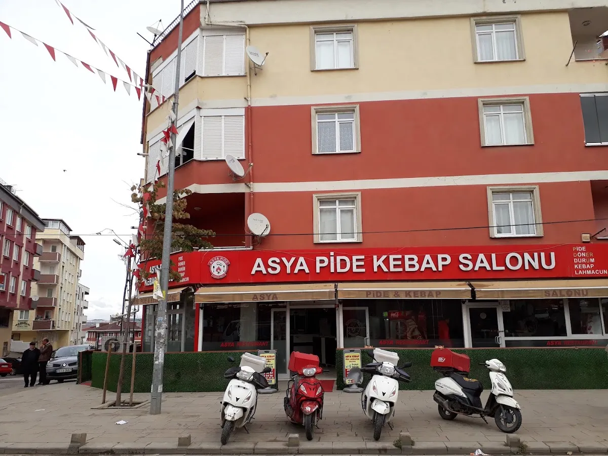 BookNoFees: Restaurant – Asya Pide Kebap Salonu – Istanbul – Restaurantul Asya Pide Kebap, fotografie 1