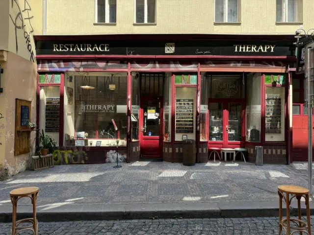 BookNoFees: Restaurant – Café Therapy – Prague – Terapie la cafenea, fotografie 2