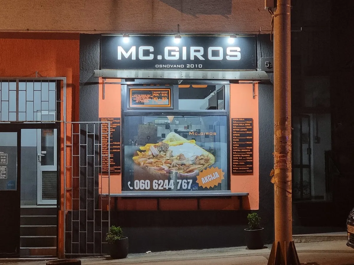 BookNoFees: Snack-bar – MC.giros – Belgrade – MC.transfere, fotografie 1