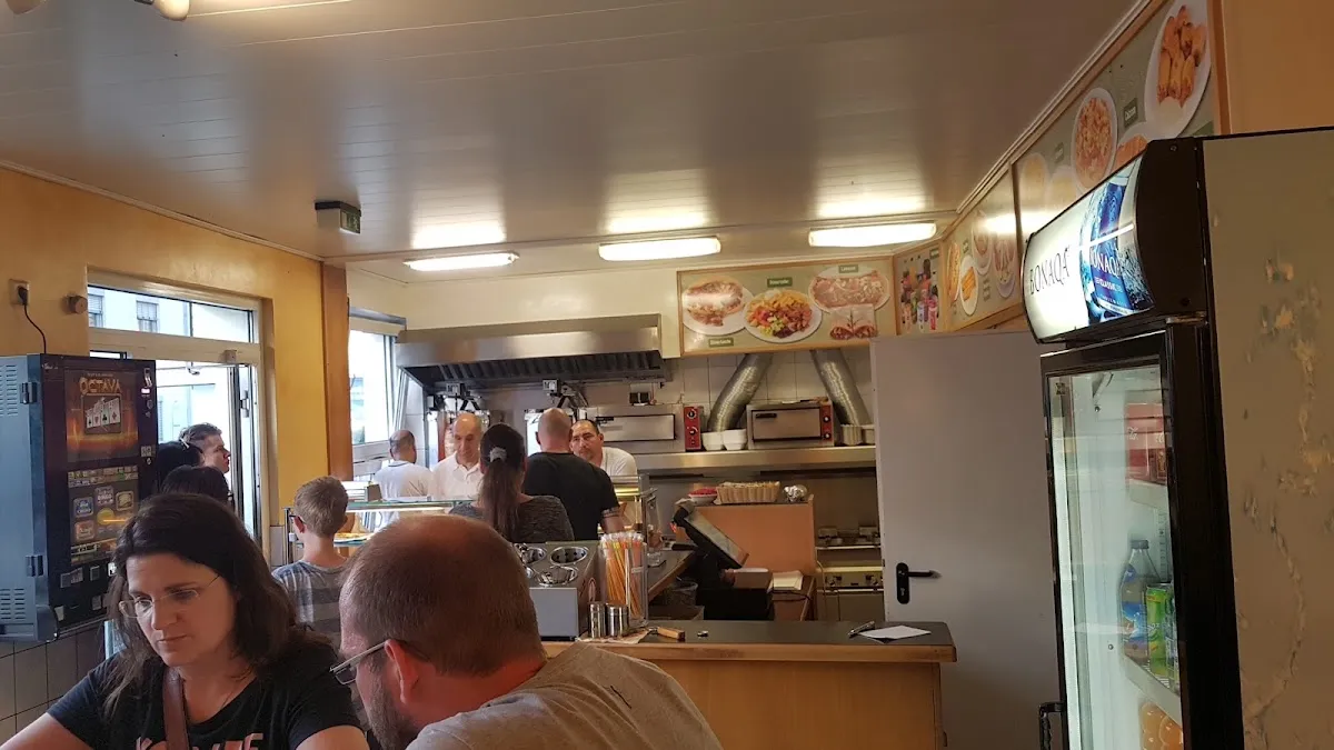 BookNoFees: Restaurant – Cappadocia Döner Grill Pizza – Erwitte – Pizza Cappadocia Döner Grill, fotografie 1