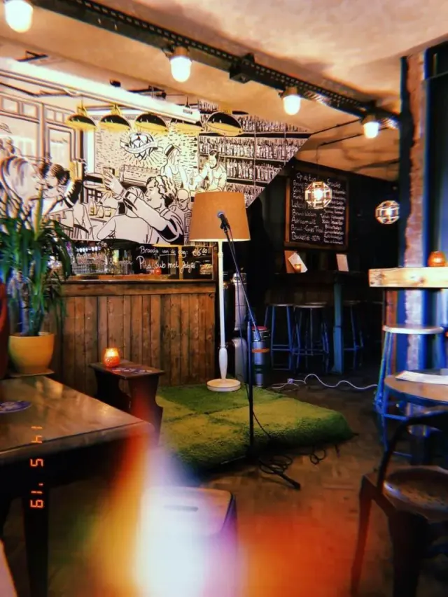 BookNoFees: Restaurant – Lokaal van de Stad – Amsterdam – Sediul municipalității, fotografie 3