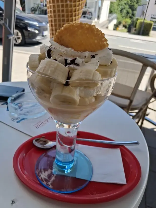 BookNoFees: Înghețată – Eiscafé Sergio Maschio – Olsberg – Eiscafé Sergio Maschio, fotografie 2