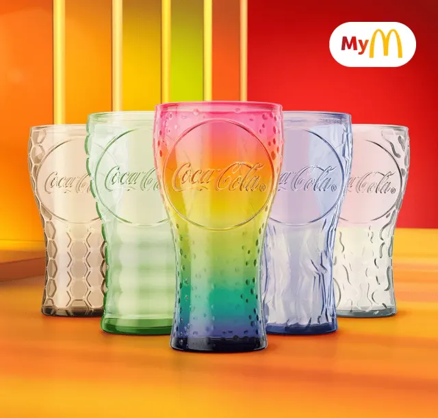 BookNoFees: Snack-bar – McDonald's – Vienna – McDonald's, fotografie 2