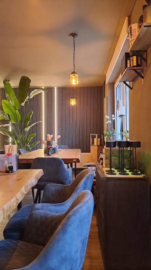 BookNoFees: Restaurant – Dony's Sushi Bar – Holzwickede – Barul de sushi al lui Dony, fotografie 1
