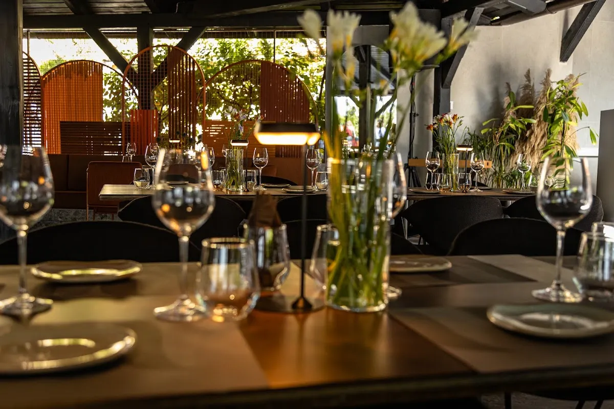 BookNoFees: Restaurant – Maredo grill – Zagreb – Grătarul Maredo, fotografie 1