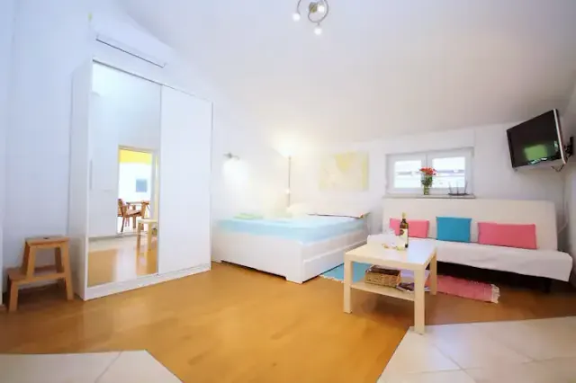 BookNoFees: Studio Kamamila, situat în apropierea plajei, la 200 m de plajă – Medulin