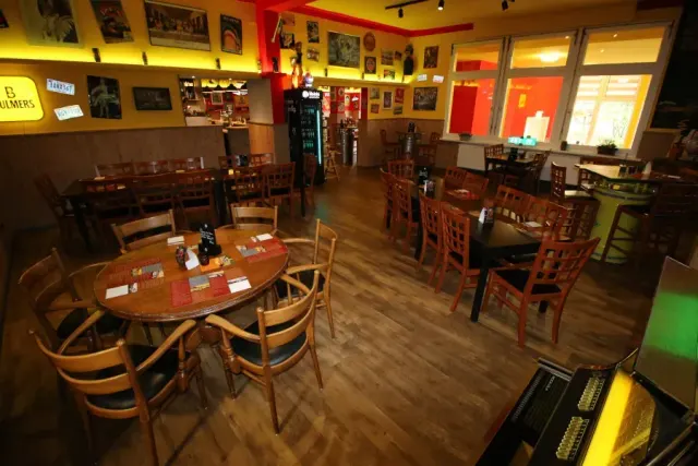 BookNoFees: Restaurant – Highway Man – Bestwig – Tâlharul de pe șosea, fotografie 2