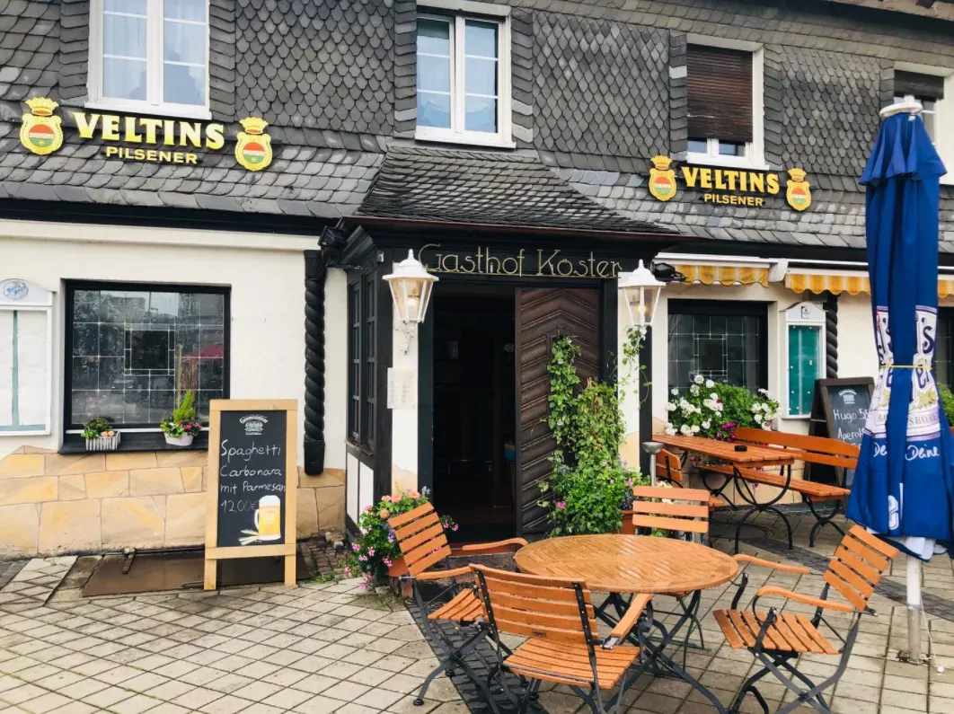 BookNoFees: Restaurant – Gasthof Köster – Arnsberg-Hüsten – Hanul Köster, fotografie 1