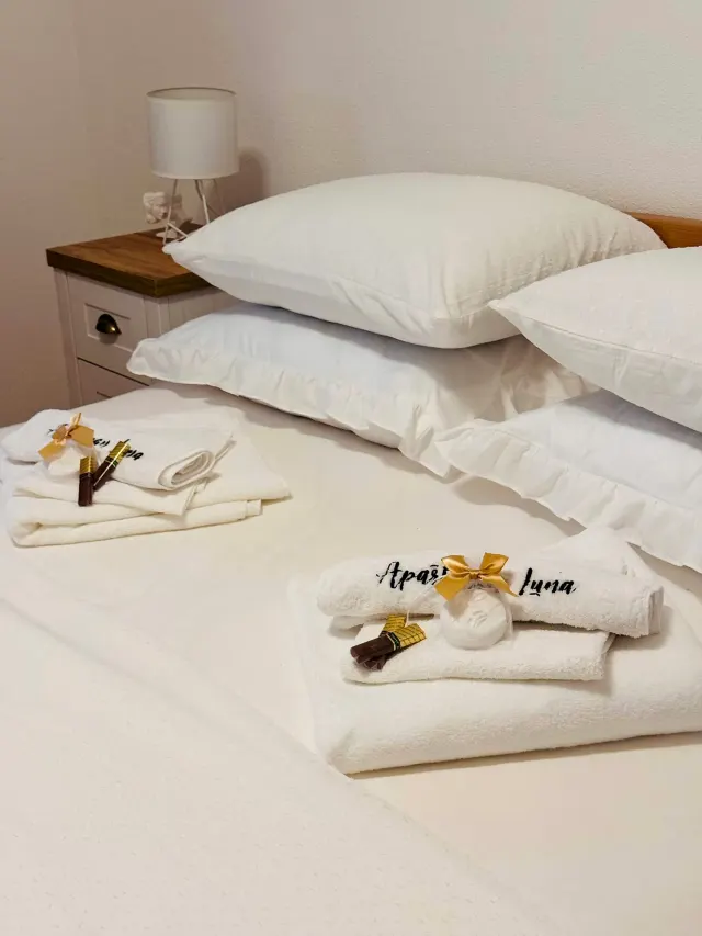 BookNoFees: Apartament recent renovat, cu balcon și loc de parcare – Livno