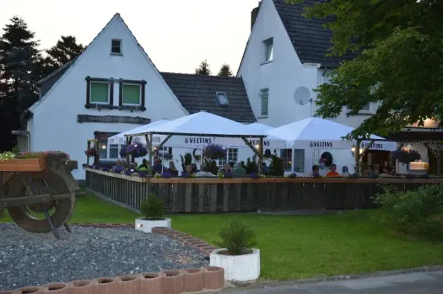 BookNoFees: Restaurant – Landgasthof Grevenstein – Meschede-Grevenstein – Hanul rural Grevenstein, fotografie 2