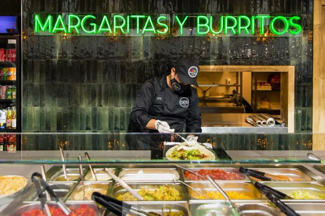 BookNoFees: Restaurant – Maybu - Margaritas y Burritos – Rome – Maybu - Margaritas și burritos, fotografie 2