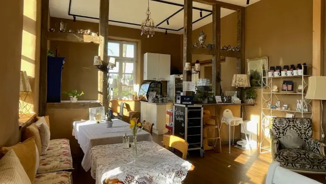 BookNoFees: Klön Café Rönsahl, Kierspe