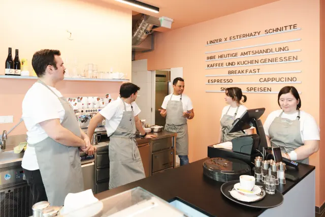 BookNoFees: Cafenea – Kuchenamt – Vienna – Biroul pentru prăjituri, fotografie 2