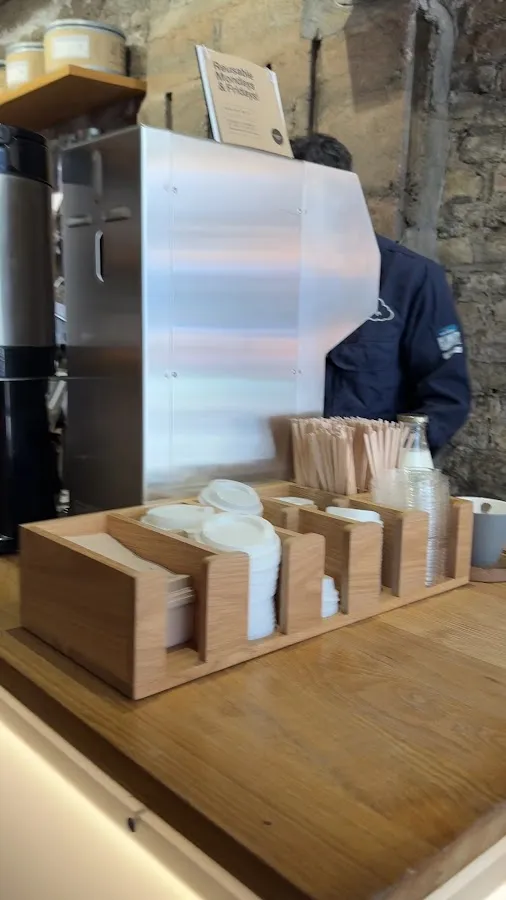 BookNoFees: Cafenea – Cloud Picker Coffee – Dublin – Cafeaua Cloud Picker, fotografie 3