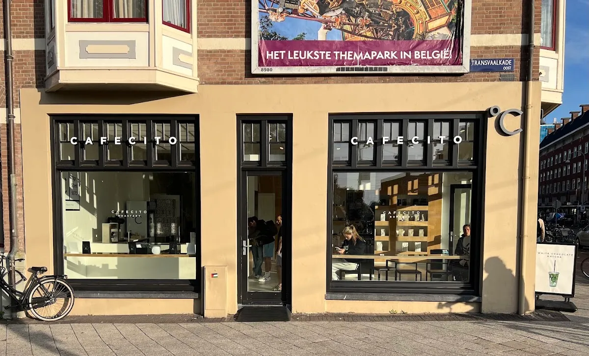 BookNoFees: Restaurant – Cafecito – Amsterdam – O cafea, fotografie 1