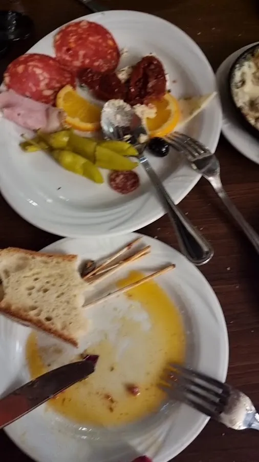 BookNoFees: Restaurant – Tapas-Bar Plettenberg – Plettenberg – Barul de tapas Plettenberg, fotografie 3