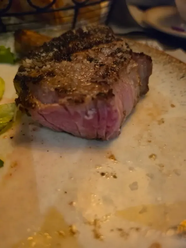 BookNoFees: Restaurant – Batak grill – Zagreb – Grătar Batak, fotografie 2
