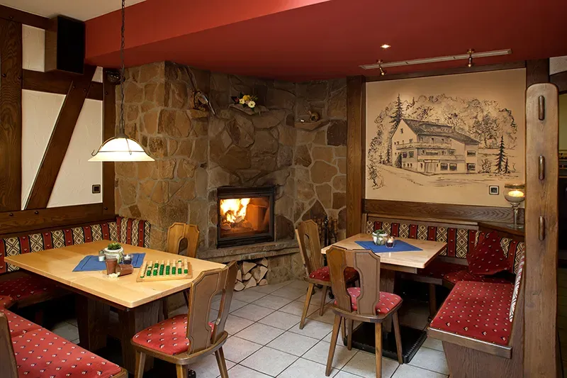 BookNoFees: Restaurant – Luckai Hotel & Restaurant – Meschede-Freienohl – Luckai Hotel & Restaurant, fotografie 1
