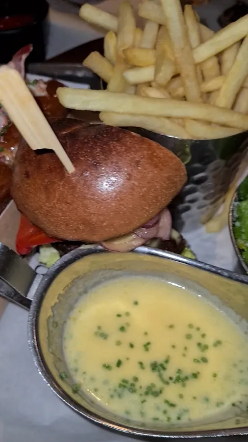 BookNoFees: Restaurant – Burger & Lobster – London – Burger & Homar, fotografie 3
