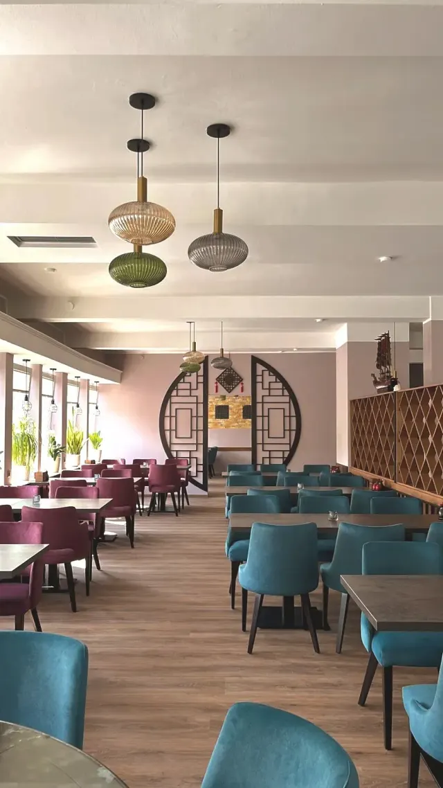 BookNoFees: China Restaurant Konfuzius, Menden