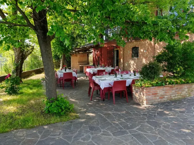 BookNoFees: Il Negrese Ziano Piacentino (Piacenza) – Ziano Piacentino (Piacenza)