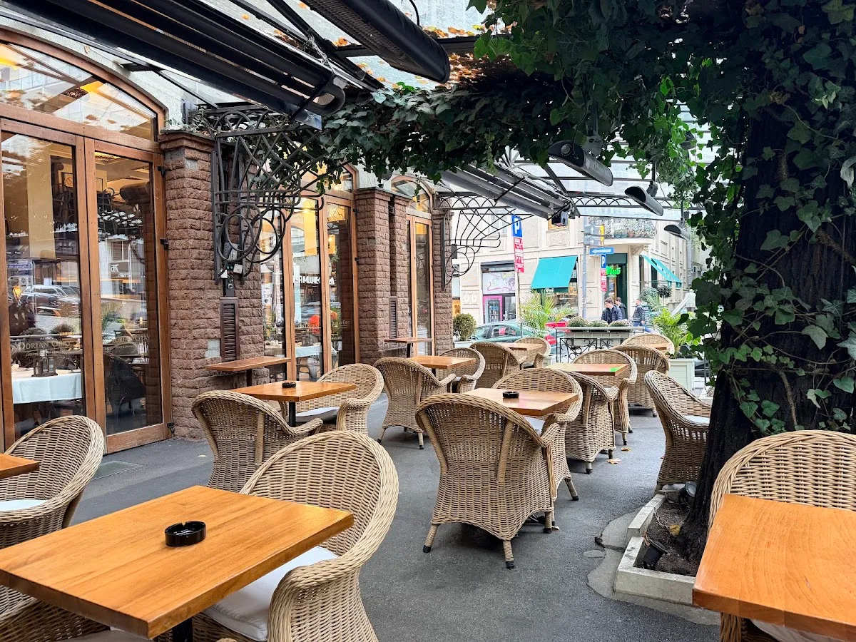 BookNoFees: Cafenea – Dorian Grey – Belgrade – Dorian Gray, fotografie 1