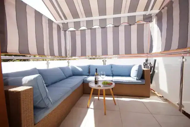 BookNoFees: cazare de vacanță în Pula – Apartament de 2 camere într-o clădire veche, în centrul orașului Pula
