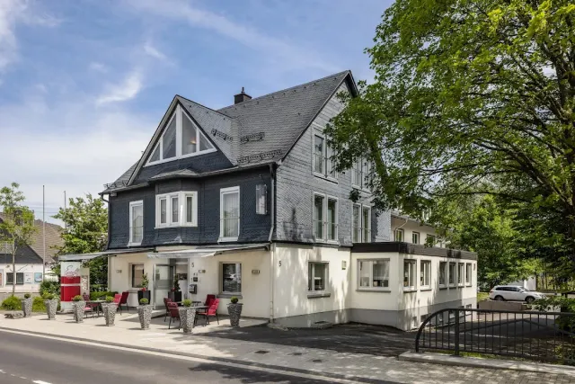 BookNoFees: Restaurant – Ewerts Hotel – Netphen – Hotelul Ewerts, fotografie 2