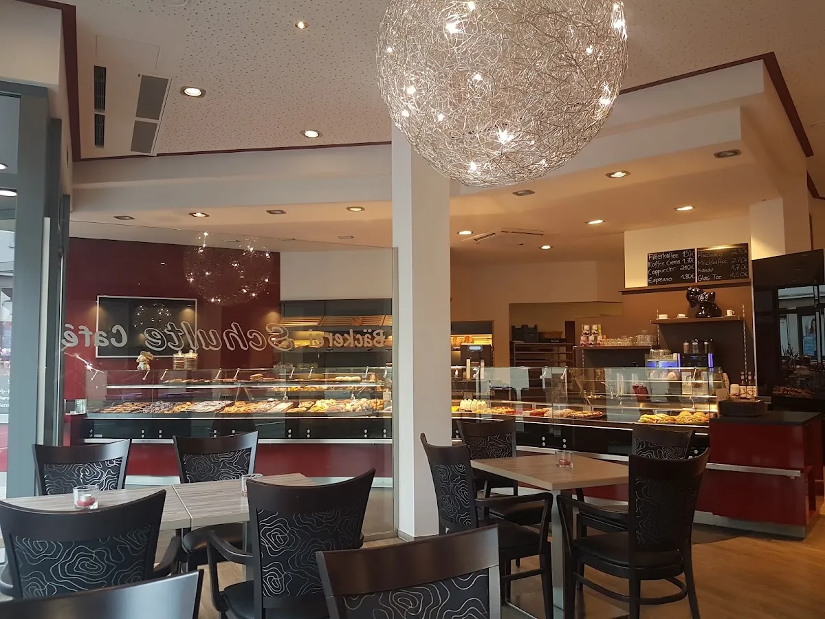 BookNoFees: Brutărie – Bäckerei und Café Schulte – Warstein – Brutăria și cafeneaua Schulte, fotografie 1