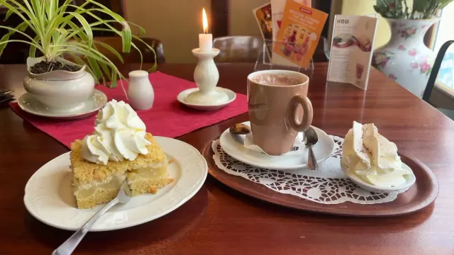 BookNoFees: Cafenea – Tante Emma Café – Recklinghausen – Cafeneaua „Tante Emma”, fotografie 2