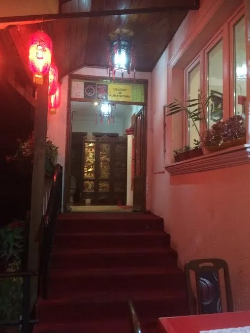 BookNoFees: Restaurant – Wu Ming – Belgrade – Wu Ming, fotografie 1