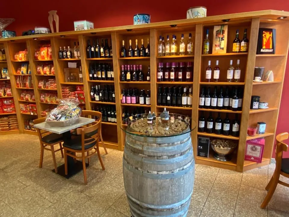 BookNoFees: Restaurant – Elena ital. Spezialitäten – Meinerzhagen – Specialități italiene de la Elena, fotografie 1