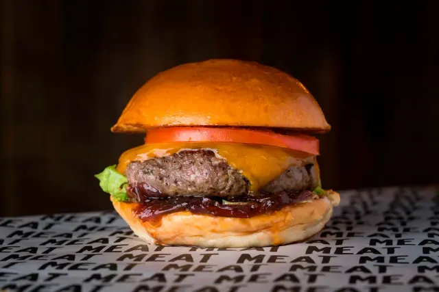 BookNoFees: Snack-bar – Meat – Madrid – Carne, fotografie 3