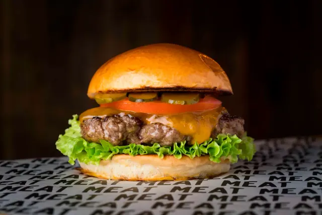 BookNoFees: Snack-bar – Meat – Madrid – Carne, fotografie 2