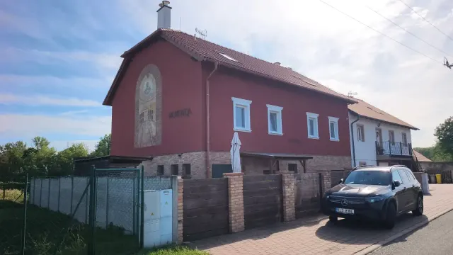 BookNoFees: Apartament cu terasă – Jevišovka