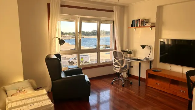 BookNoFees: Apartament spațios și liniștit, cu vedere la ocean – Ribeira