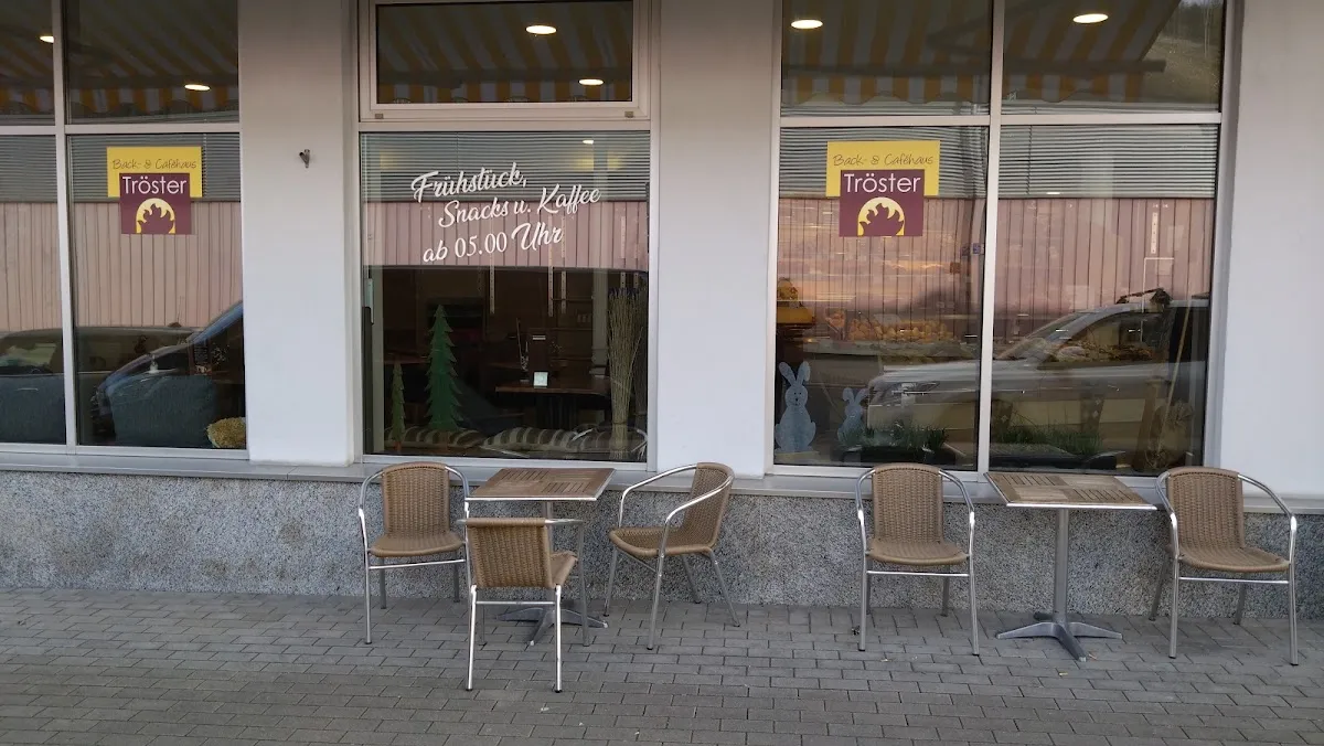BookNoFees: Brutărie – Bäckerei Tröster – Finnentrop – Brutăria Tröster, fotografie 1