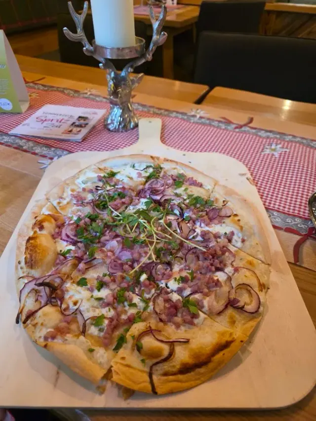 BookNoFees: Restaurant – Dorf Alm Lippstadt – Lippstadt – Satul Alm din Lippstadt, fotografie 2
